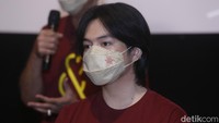 Angga Yunanda memerankan Raja dalam film Cinta Pertama, Kedua & Ketiga. (Foto: Noel/detikcom) 