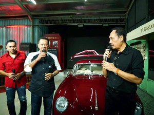 Bamsoet Pesan 2 Mobil Klasik Handmade Karya Anak Bangsa