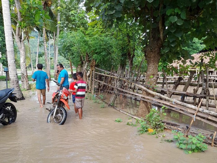 Banjir di Kabupaten Sumba Barat, NTT, mulai surut. Sebanyak 462 jiwa di 6 desa di Kecamatan Wanokaka terdampak banjir. (dok BNPB)