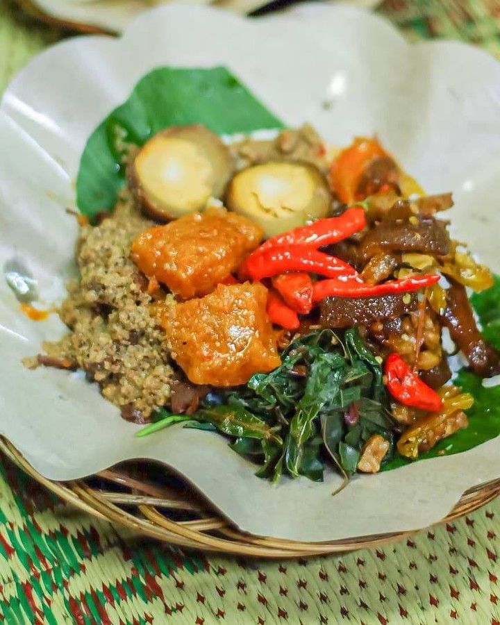Tempat Makan Gudeg Mercon Enak di Yogyakarta