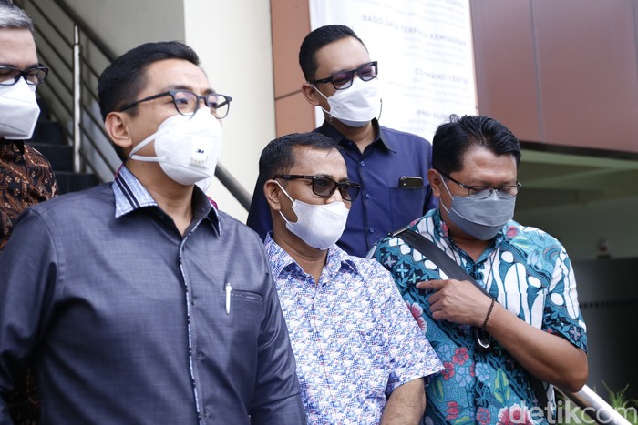 H Faisal saat menjalani sidang terkait kasus hak asuh anak, Pengadilan Agama Jakarta Barat (29/12)