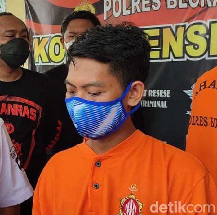 Polisi menangkap pria berinisial MUS (27). Pria asal Blora, Jawa Tengah ini nekat menculik dan menyekap istrinya sendiri.