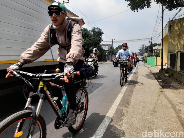 Intip Keseruan Para Goweser Melintasi Sumedang Menuju Yogyakarta