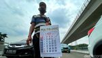 Jelang Pergantian Tahun, Pedagang Kalender Menjamur