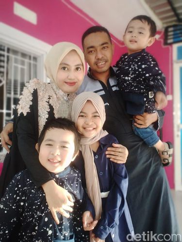 Foto Keluarga Nuranti.