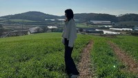 Tapi meski nggak pacaran pun, Kim Da Mi dan Choi Woo Shik tetap serasi di drama Korea yang mereka perankan. (Foto: dok. Instagram @d_a___m_i)