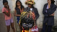 Kini peristiwa tersebut dirayakan oleh umat Katolik di Amerika Latin sebagai sebuah momen penuh sukacita. Hal itu lantaran dalam bahasa Spanyol, hari kejadian itu disebut Día de los Inocentes, atau Hari Orang Tak Bersalah.