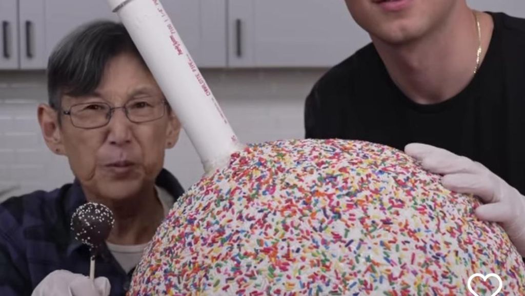 Pecahkan Rekor, Cake Pop Terbesar di Dunia Beratnya 44 Kilogram