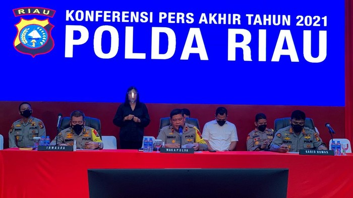 Polda Riau.