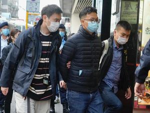 Polisi Hong Kong Gerebek Kantor Media Online Pro-Demokrasi, 6 Orang Ditangkap