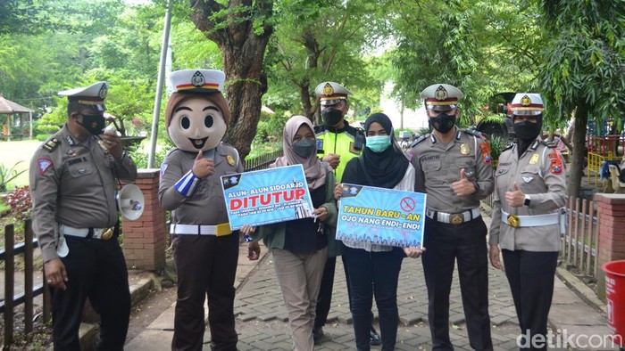polisi sidoarjo sosialisasi penutupan alun-alun