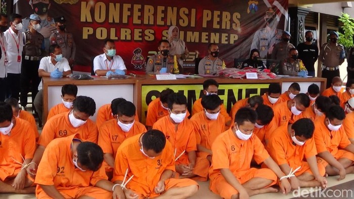 Polisi Sumenep mengungkap 89 kasus narkoba selama 2021. Total kasus tersebut lebih sedikit dibanding 2020 yang mencapai 106 kasus.
