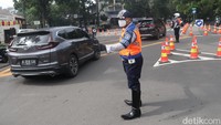 Kemudian Simpang NISP, Jalan Ciliwung, Taman Cibeunying, Cihapit Jalan Taman Cibeunying yang sebelah baratnya semula dua arah menjadi satu arah dari selatan ke utara.