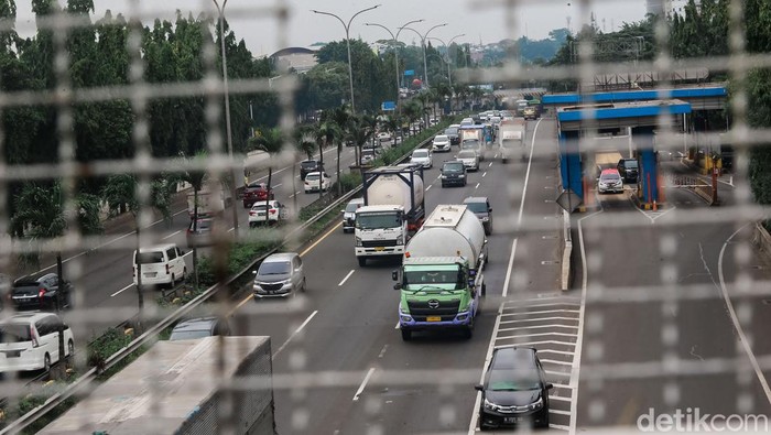 Guna mencegah kemacetan selama berlangsungnya tahun baru 2022, Dirjen Perhubungan Darat akan melakukan penegakan hukum (gakum) terhadap truk ODOL.