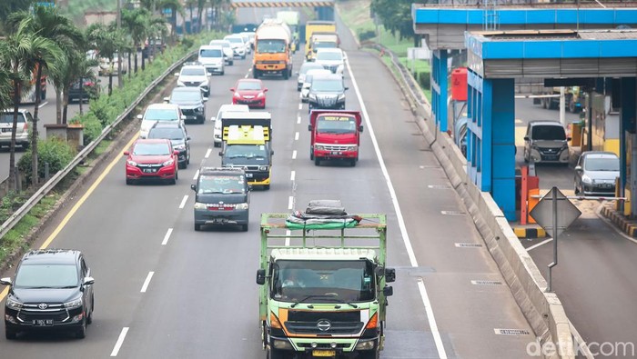 Guna mencegah kemacetan selama berlangsungnya tahun baru 2022, Dirjen Perhubungan Darat akan melakukan penegakan hukum (gakum) terhadap truk ODOL.