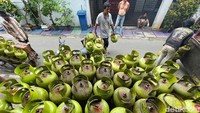 Kenaikan harga LPG nonsubsidi tidak berdampak terhadap konsumsi LPG secara keseluruhan, mengingat pemakai produk tersebut adalah masyarakat kelas menengah ke atas. Namun, kondisi itu akan membuat terjadinya peralihan pola konsumsi masyarakat dari yang sebelumnya menggunakan nonsubsidi menjadi ke LPG yang disubsidi pemerintah.