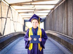Kuliah Hanya Setahun, Anak 15 Tahun Jadi Wisudawan Termuda Universitas Nevada