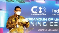 Vice President Marketing Management Telkom, E. Kurniawan menjelaskan saat ini ada sekitar ada 8,7 perangkat IndiHome yang mengkoneksikan 108 juta pelanggan. Dari jumlah tersebut, ia melihat ada beberapa segmen yang dirasa IndiHome kurang untuk berkomunikasi. IndiHome memilih untuk bekerja sama dengan CXO Media lantaran Putri Tanjung bersama medianya memiliki paket lengkap mulai dari gamers, wanita, hingga K-Pop.