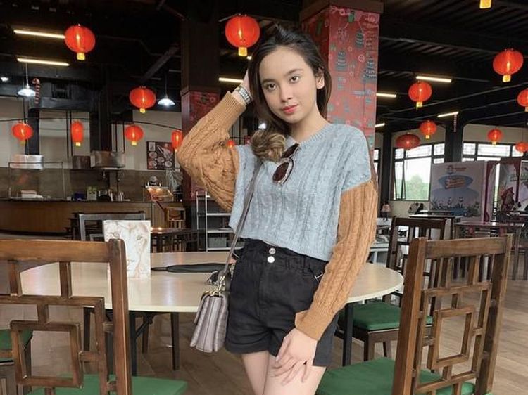 Lyodra Jadi Wanita Tercantik ke-8 Dunia, Intip Momennya Saat Makan Es Krim