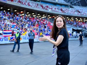 Nualphan Lamsam, Sosialita Tajir di Balik Perkasanya Timnas Thailand