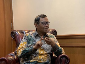 Mahfud Md Ungkap Makna Air-Tanah yang Dibawa 33 Gubernur ke IKN