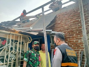 Ratusan Rumah Rancaekek Kab Bandung Dihempas Puting Beliung
