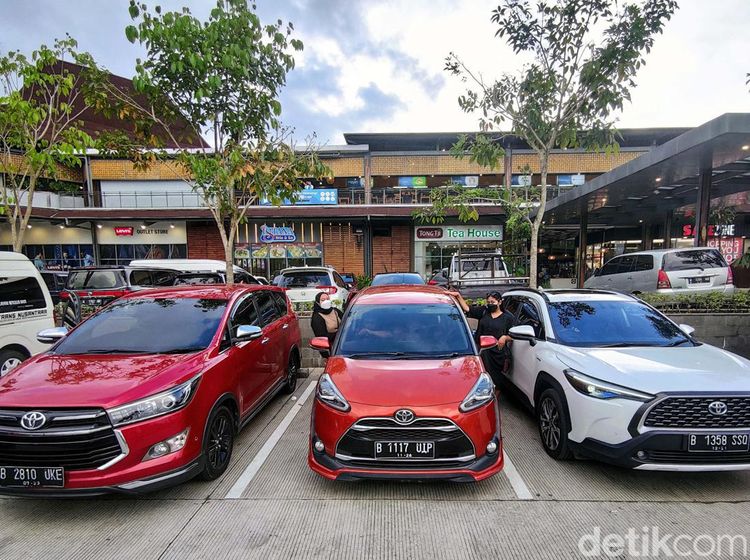 Mampir Sejenak di Resta Pendopo 456 Tol Semarang-Solo