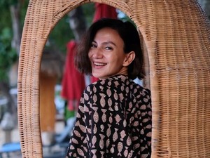 Wanda Hamidah Senggol Lagi Rombongan Paris Fashion Week, Kini Ayam Geprek