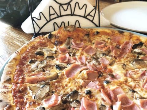 5 Rekomendasi Pizza Enak di Ubud Buat Ngemil Saat Liburan