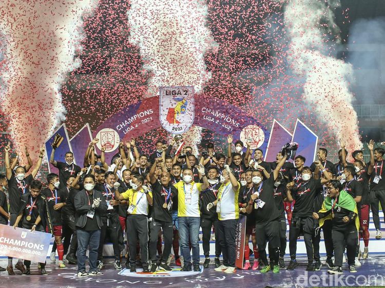 Akhiri Penantian Panjang, Persis Solo Kembali ke Liga 1