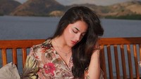Selain sebagai pesinetron, Cassandra Angelie adalah seorang model. Foto: Instagram Cassandra Angelie