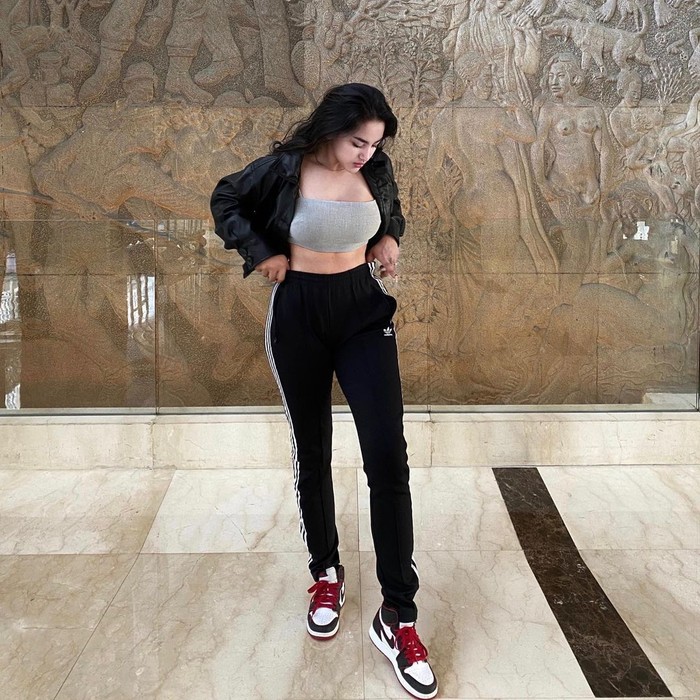 Cassandra Angelie Cassandra Angelie