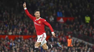 10 Pesepakbola dengan Follower Instagram Terbanyak