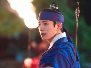 Ada The Red Sleeve, 5 Drakor Terbaik Lee Jun Ho 2PM