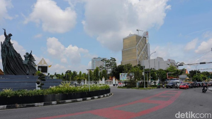 Jalan Sudirman-Gajah Mada, Pekanbaru