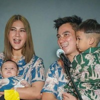 Acara ulang tahun Kiano yang diberi nama Kianos Birthday Splash itu digelar meriah. Para tamu undangan diperbolehkan untuk bermain sepuasnya di Ancol. Foto: Instagram/baimwong