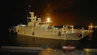 Evakuasi dilakukan Kapal Republik Indonesia (KRI) Parang-647 yang merupakan unsur Satuan Kapal Cepat (Satkat) Koarmada I, BKO Guskamla Koarmada I. (dok Koarmada I)
