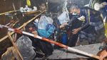 Momen Pengungsi Rohingya Dievakuasi ke Aceh Usai Terombang-ambing di Laut