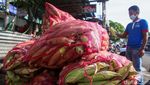 Laris Manis Pedagang Jagung Manis di Pasar Kebayoran Lama