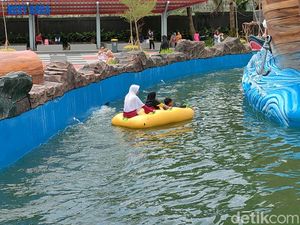 Kolam Arus Ombak Air Panas Garut-Pendaki Open Trip Rinjani yang Terlantar