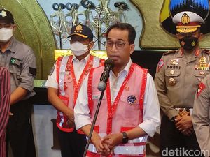 Menhub: Penumpang Meningkat Saat Nataru 2021, Paling Banyak Kereta Api