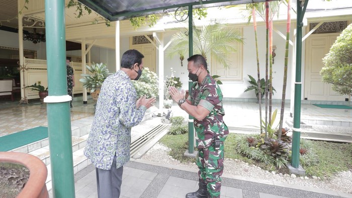 Panglima TNI Jenderal Andika Perkasa bertemu Sri Sultan Hamengku Buwono X