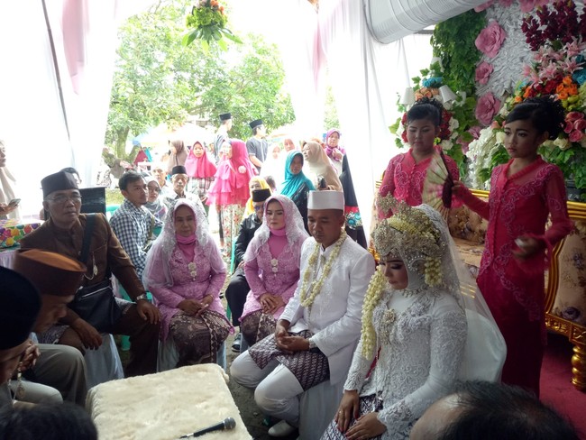 Wanita yang kini tinggal di Pangandaran, Jawa Barat itu mengungkapkan alasannya membagikan video tersebut. Awalnya aku iseng nggak niat, nggak pengen viral juga karena pikir aku nggak mungkin bisa viral karena posisinya followersnya sedikit waktu itu, tuturnya. Foto: Dok. pribadi Jeny Puspita.