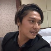 Lesti Kejora melahirkan anak pertamanya bersama Rizky Billar pada 26 Desember 2021. Proses persalinan berlangsung lebih cepat dan dilakukan secara caesar. Melalui ungahan di Instagramnya Billar mengatakan bahwa bayinya terlahir prematur di usia kandungan yang masih 34 minggu. Foto: Instagram