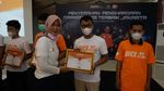 Penghargaan untuk Petugas Pos Terbaik