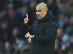 Dilansir detikSport dari berbagai sumber, Manajer Manchester City, Pep Guardiola kembali mencatatkan 10 kemenangan beruntun di liga buat The Citizens (Getty Images/Chris Brunskill)