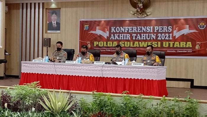 Rilis Akhir Tahun Polda Sulut dipimpin oleh Kapolda Sulut Irjen Mulyatno.