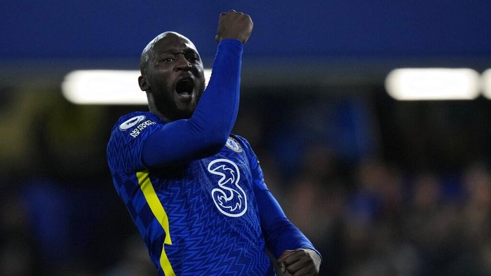 Romelu Lukaku Chelsea's Romelu Lukaku celebrates after scoring his side's opening goal during the English Premier League soccer match between Chelsea and Brighton at Stamford Bridge Stadium in London, England, Wednesday, Dec. 29, 2021. (AP Photo/Alastair Grant)
