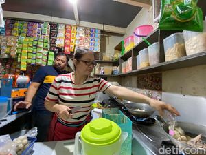 Pedas Nagih! Seblak Cobek Teh Ida yang Ngumpet di Braga