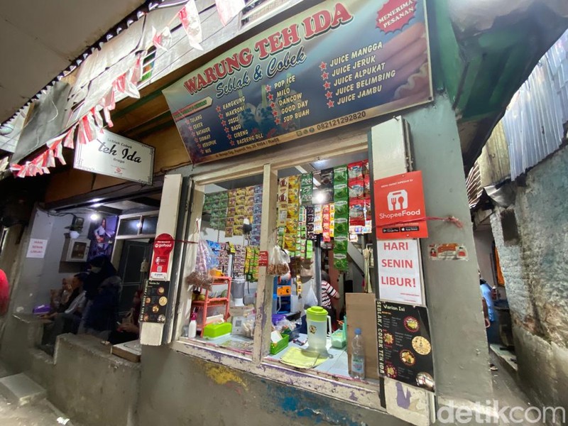 Seblak Cobek Teh Ida, Seblak 'Ngumpet' Dalam Gang yang Mantul di Braga